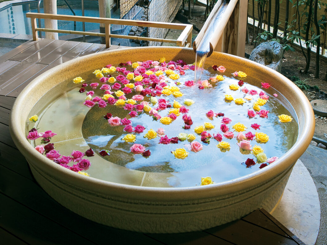 Sakura no Sho Women's Open-Air Bath