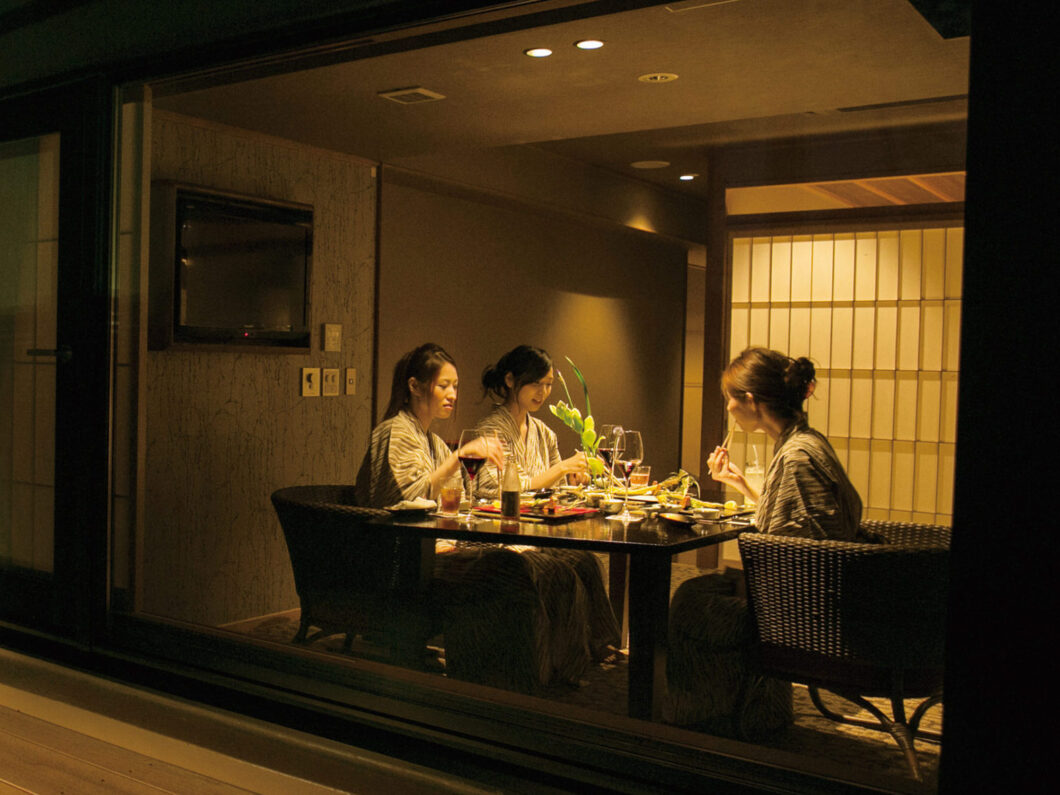 Kaneyamaen room dining image