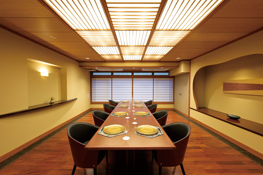 Photo: Dining "Sagara Hanakoji"