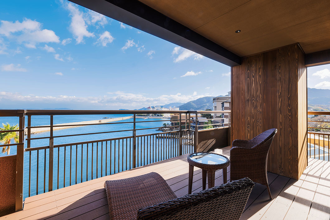 Image: Garden Terrace.