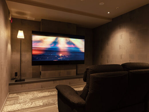 Image: Koyo Premium Guest Room (Theater Room)