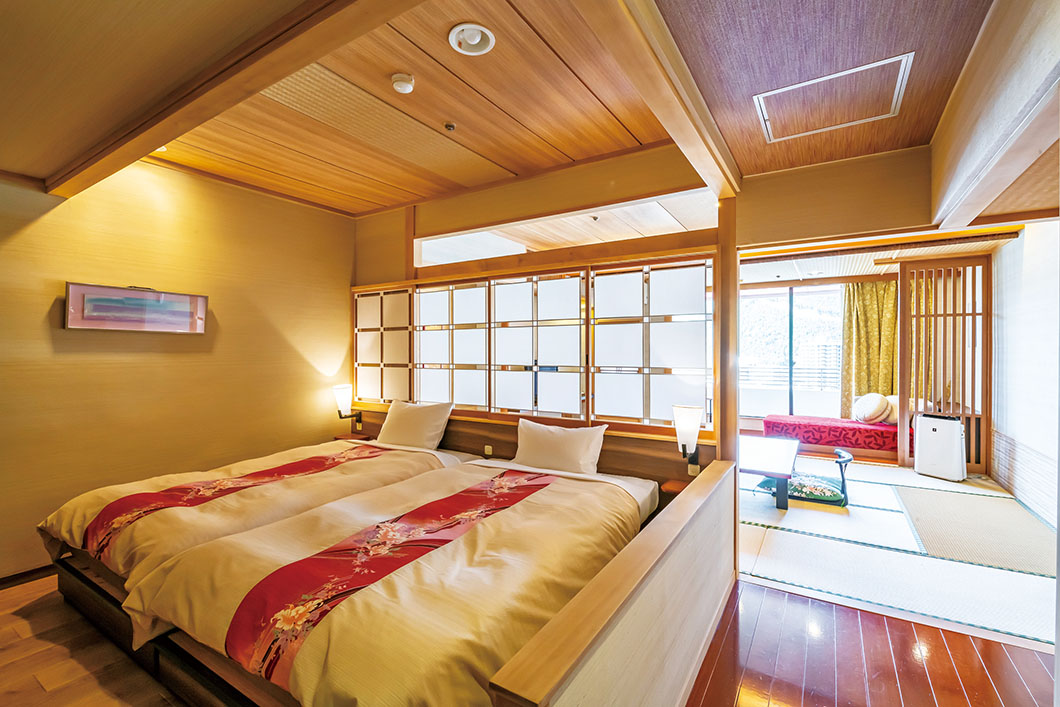 Image: Relaxation floor, 10 tatami mats & twin bed Japanese-Western style room