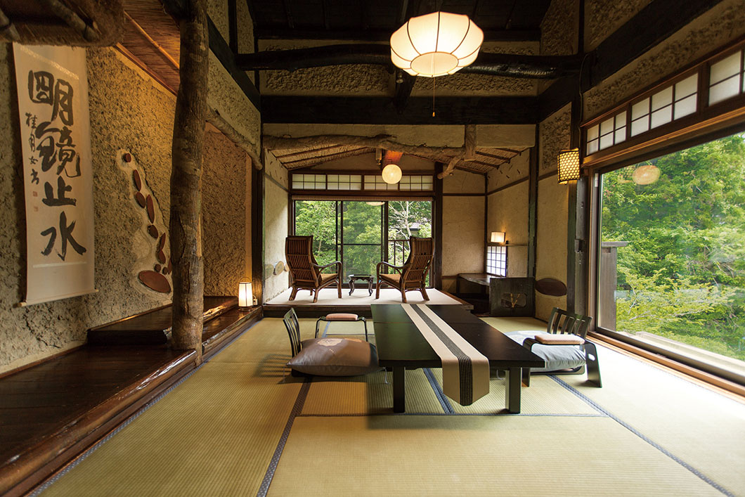 Photo: Guest room with semi-open-air bath