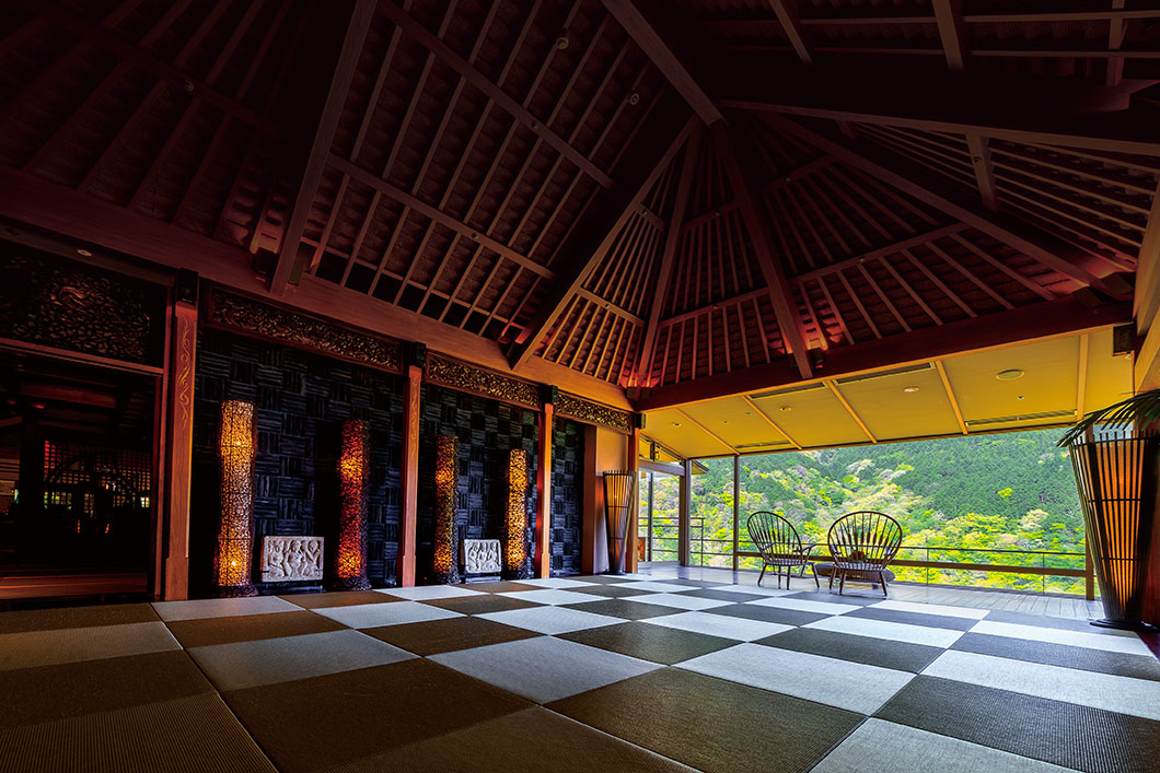 Image: Hakone Ginyu Lobby