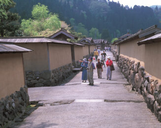 画像：一乗谷朝倉氏遺跡 復原町並