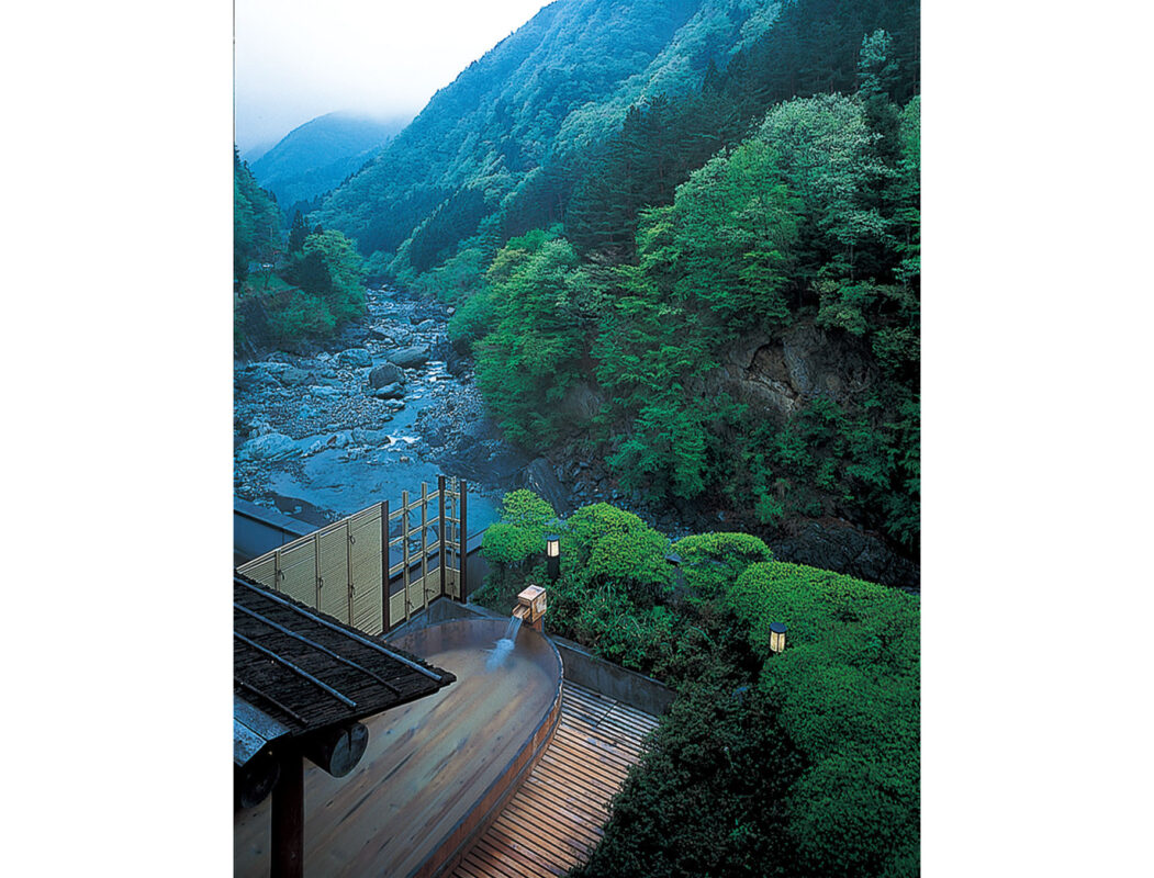 画像：慶雲館露天
