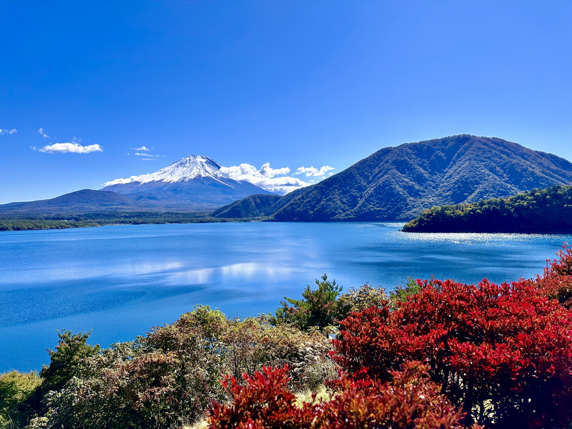 画像：本栖湖