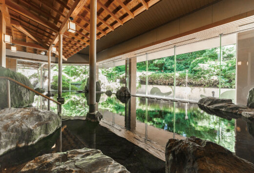 「巌の湯」内湯